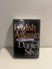 LOT 18 GABRIEL ALLON BOOKS Daniel Silva 1st Ed Edition 1 Signed HCDJ Firsts