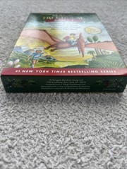 Magic Tree House Books 1-4 Boxed Set Vols. 1-4. Includes Magic Treehouse Poster!