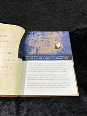 The Servant Leader – Ken Blanchard/Phil Hodges – h/c 2003 illustrated