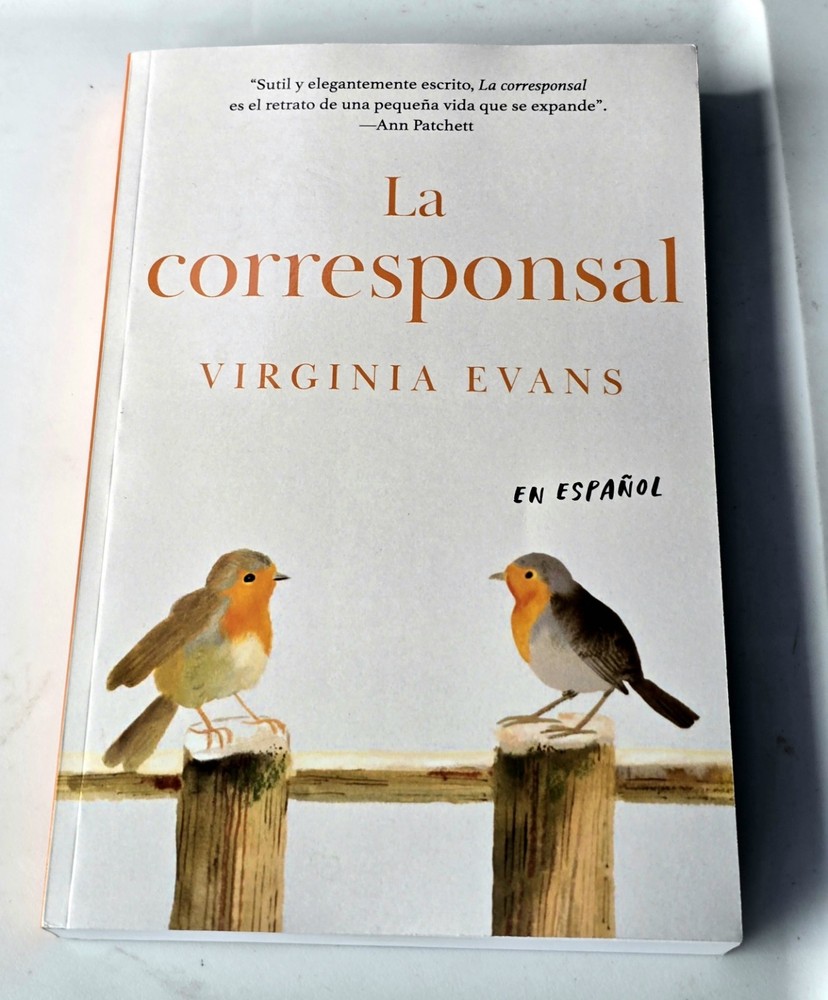 La Corresponsal by Virginia Evans 2025, Trade Paperback Spanish First Edition