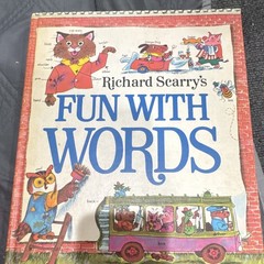 Richard Scarry Look & Learn Library Box Set Hardcover Illustrated 4 Book Set