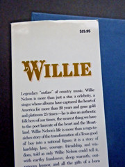 WILLIE NELSON Singer songwriter AN AUTOBIOGRAPHY 1st edition 1988 HCDJ 334 pages