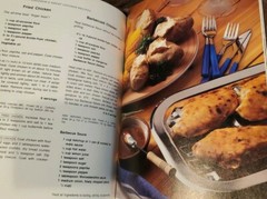 1993 1st Edition, Betty Crocker’s GREAT CHICKEN RECIPES COOKBOOK – 84 pages