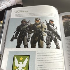 Halo Encyclopedia Deluxe Edition Hardcover 2022 Dark Horse Comics 488 Pages