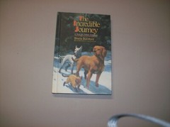 BOOKS: The Incredible Journey HC Sheila Burnford 138 Pages 1961