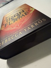 Iron Flame Rebecca Yarros HC 2023 First Edition Sprayed Edges Very Good