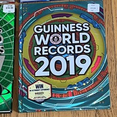 Guinness World Records Book Lot 2013 2014 2015 2016 2017 2019 & Ripleys PlsCDesc