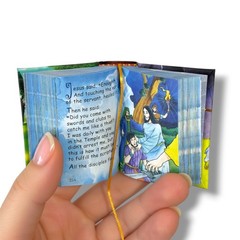 New Testament Children’s Bible nice illustrations in 432 pgs mini book hardcover