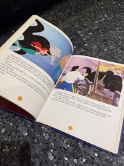 Lot Of 2 – Disney CD Storybook – Lion King Little Mermaid Toy Story Aladdin Bugs