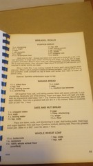 1993 „Sunday Dinner at Grandmom’s” Cookbook by Christel Ellis – 112+ Pages