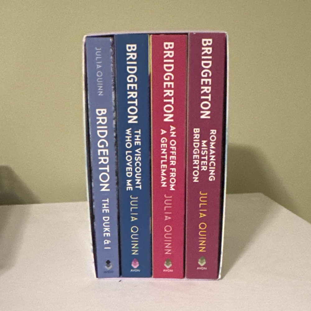 Julia Quinn Bridgerton Series 4-Book Box Set Film/TV Adaptation (English)