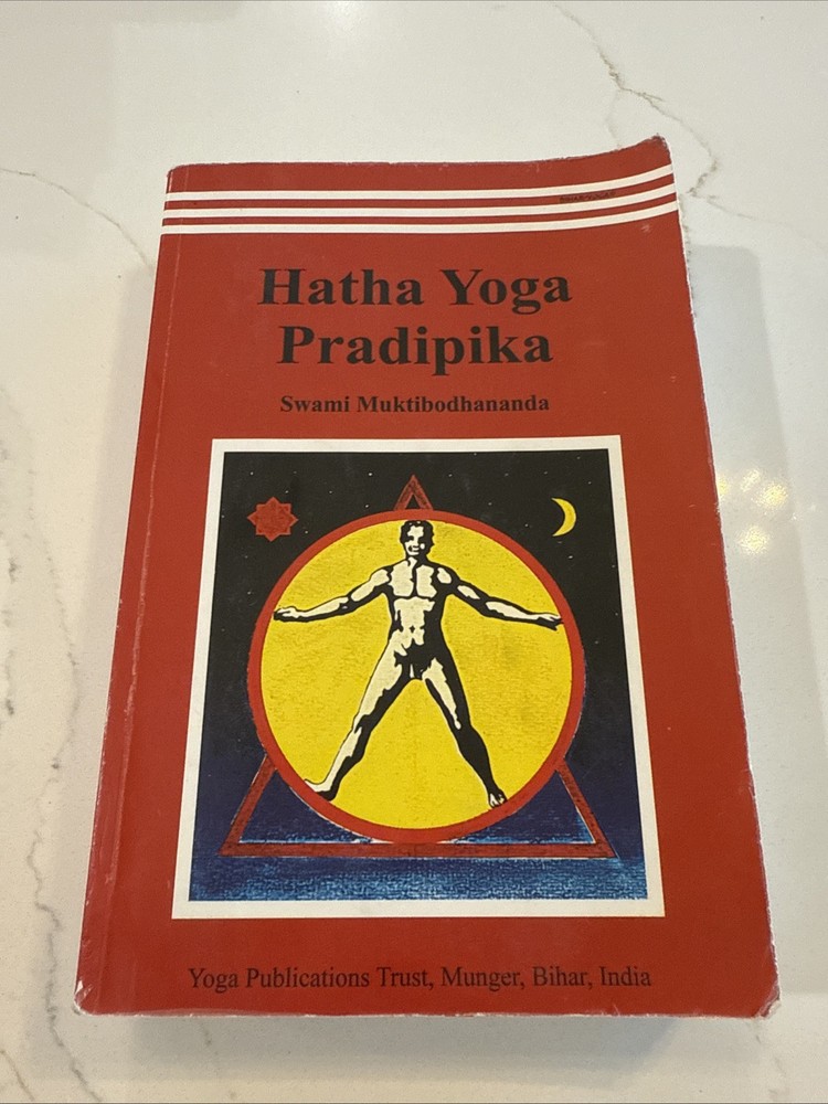 Hatha Yoga Pradipika by Swami Muktibodhananda – Yoga Meditation, Asanas, Pranaya