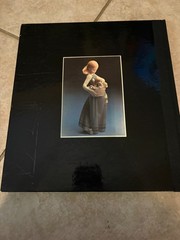 Lladro’ The Art of Porcelain How Spanish Porcelain Became World Famous 198 Pages