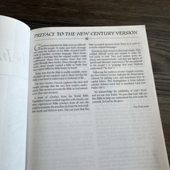 The Inspirational Bible [New Century Version, The Everyday Bible] Max Lucas