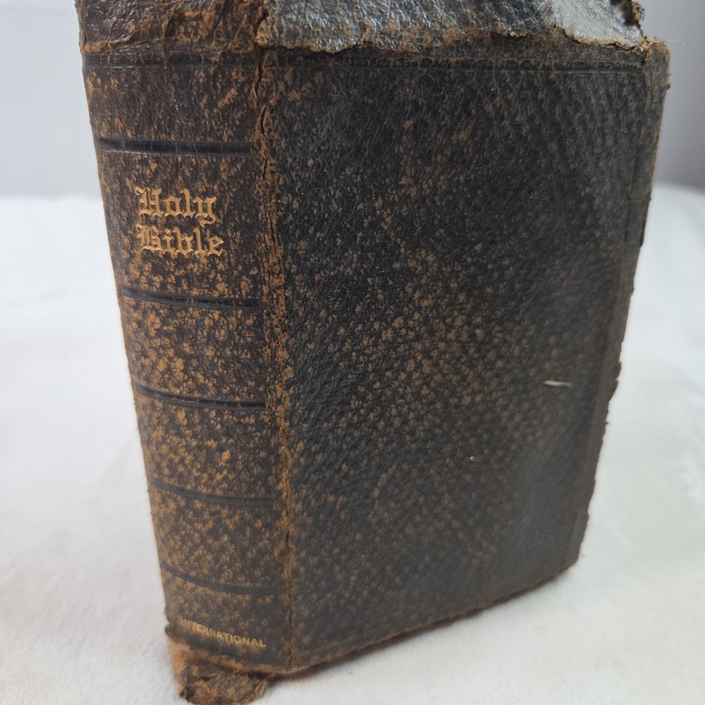 The Holy Bible Old And New Testaments “ International “ John C Winston Vintage