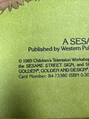 Sesame Street – The House Of Seven Colors by Madeline Sunshine 1985 Golden Press