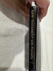 KJV New Testament With Proverbs-Black Bonded Leather Excellent Condition