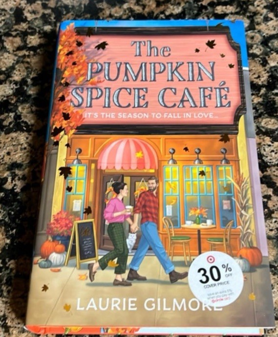 Pumpkin Spice Café (Deluxe Edition) by Laurie Gilmore (2025, Hardcover)
