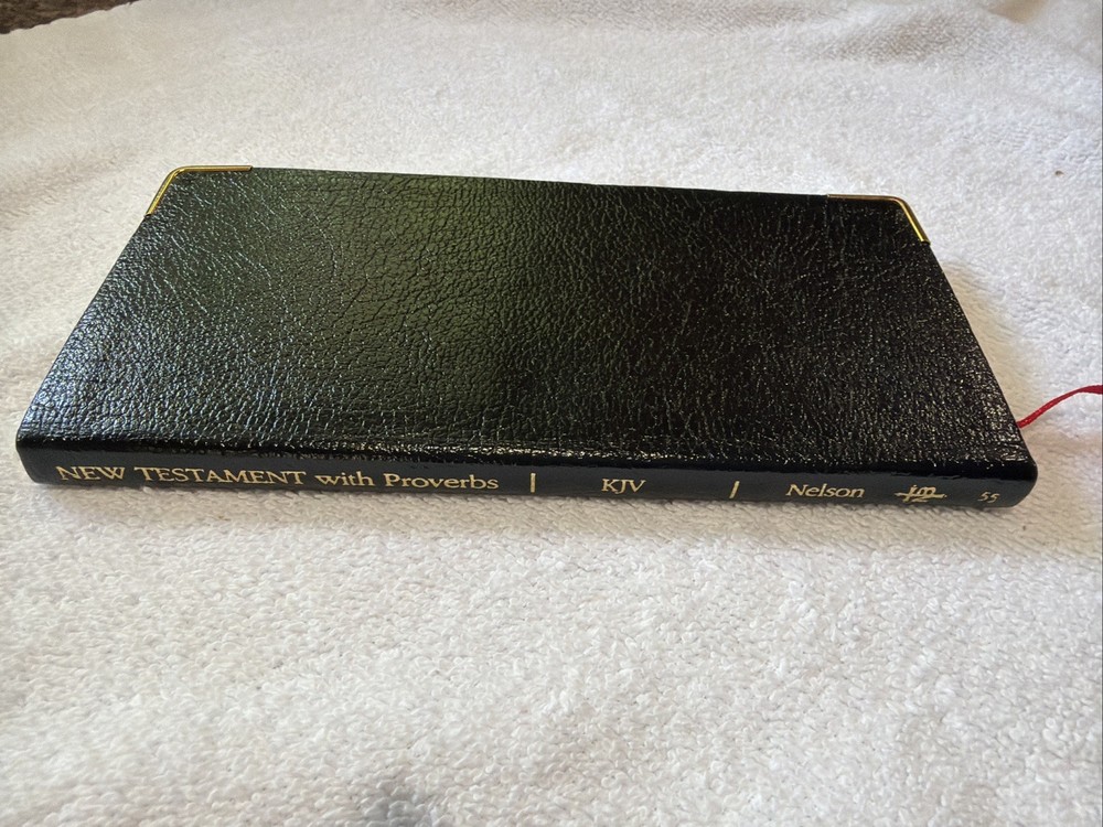 KJV New Testament With Proverbs-Black Bonded Leather Excellent Condition