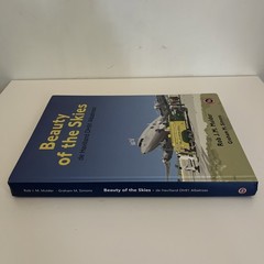 Beauty of the Skies de Havilland DH91 Albatross – Rob J.M. Mulder – Very Good
