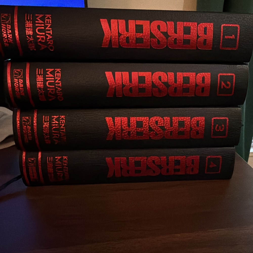 Manga Lot Berserk Deluxe 1-4 Chainsaw Man 1-9 JJK DB Super + More