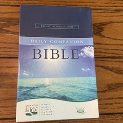 Daily Companion Bible by Common English Bible (2011, Bonded Leather)