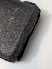 Vintage Holy Bible Illustrated With the Words of Christ Printed in Red (1940’s)