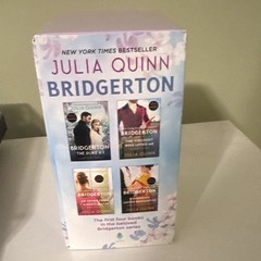 Julia Quinn Bridgerton Series 4-Book Box Set Film/TV Adaptation (English)