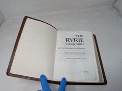The Ryrie Study Bible NIV Brown Cowhide Leather Red Letter Moody 1986 80s VTG