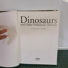 Dinosaurs & Other Prehistoric Animals Book 448 Pages Amber Books