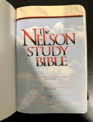 The Nelson Study Bible Nelson’s Complete Study System NKJV (Black, Nelson 2885)