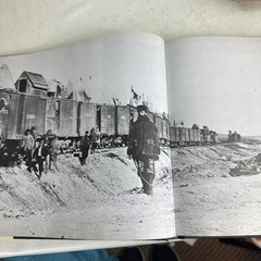 Making ’ Tracks. The Story of the Transcontinental Railroad 210 Pages 1975