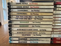 Huge JAMES BOND 27 Signet Paperback Book Lot Original Vintage 1960’s Ian Fleming
