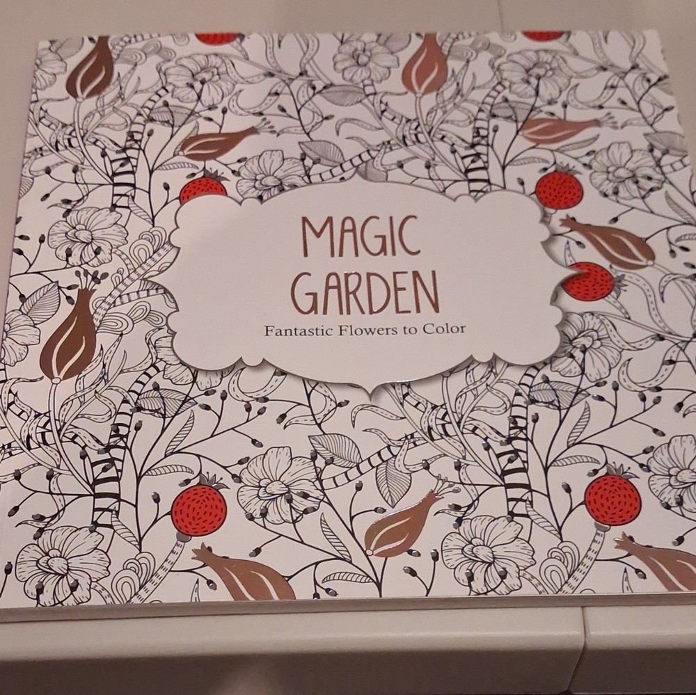Magic Garden Fantastic Flowers to Color Color Magic Ser Trade PB 2015 80p 8.8in