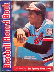 Baseball Record Book 1976 Sporting News Trade Paperback 560 Pages – Rod Carew