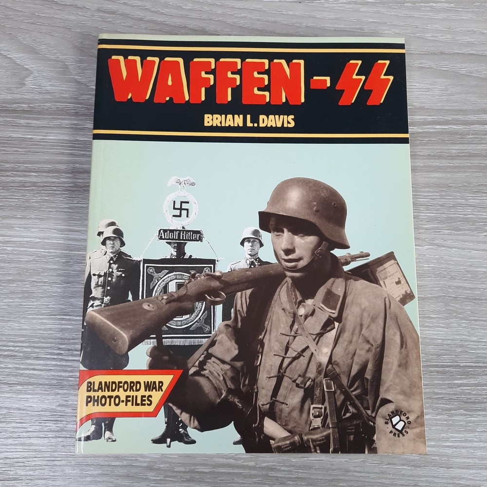 Waffen SS Brian L. Davis 1985 Blandford War Photo-Files Paperback