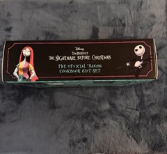 Tim Burton’s The Nightmare Before Christmas: The Official Cookbook Gift Set