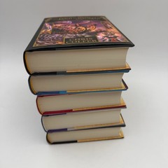 Land of Stories Hardcover Gift Set by Chris Colfer (2016, Hardcover) Vol. 1-5