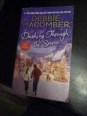 Debbie Macomber Lot 0f 10 Books And 13 Stories 3 Are 2-in-1 PB 5 Xmas Stories