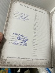 King James Version Edition Family Bible: Faux Leathe…