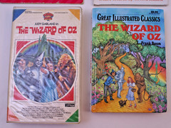 5 WIZARD OF OZ BOOKS & VHS – VINTAGE ORIGINALS
