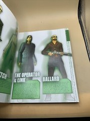 Signature Ser.: The Matrix – Path of Neo™ by BradyGames Staff and Dan Birlew…