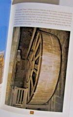 MOUNT SAINT MICHEL BY GISSEROT PAPERBACK BOOK 2009 61 PAGES 5 X 7.5 INCHES