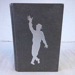 Yes I Can: The Story of Sammy Davis Jr. by Sammy Davis Jr. and Jane & Burt Boyar