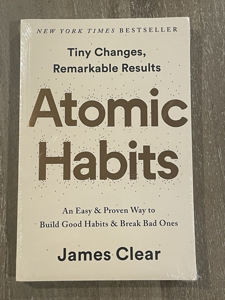 Atomic Habits by James Clear Build Good Habits & Break Bad Ones (Paperback) NEW