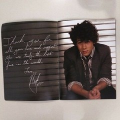 UP TO 90% OFF RARE Jonas Brothers 2008 Signed Book Tour 13 x 9.5 Magazine Photos