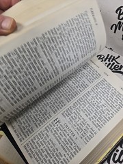 Holy Bible Reference Edition 1976 KJV Giant Print Thomas Nelson W/Bookmark