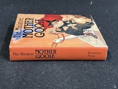 1992 A MINIATURE MOTHER GOOSE, RUNNING PRESS EDITION HARDCOVER DJ, 3.25″ X 2.75″
