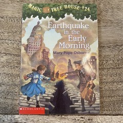 LOT OF 8 MAGIC TREE HOUSE BOOKS MARY POPE OSBORNE PAPERBACKS 18-25