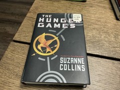 The Hunger Games – Suzanne Collins (1st edition) Scholastic, 2008